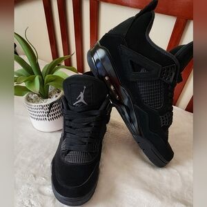 Jordan 4 BLACK CATS